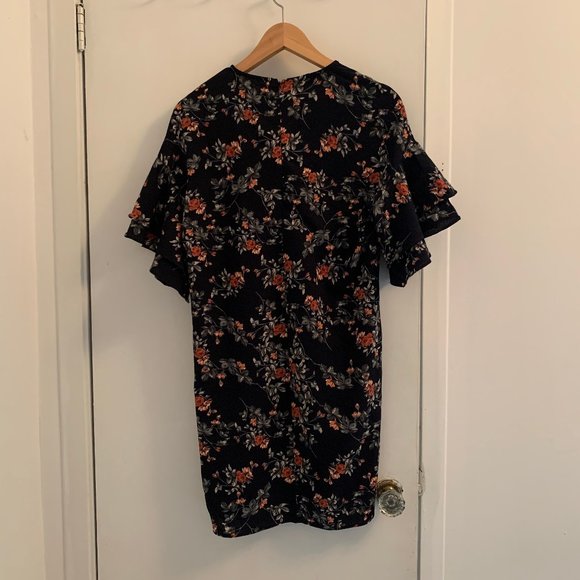 AOS Dress - Picture 2 of 5